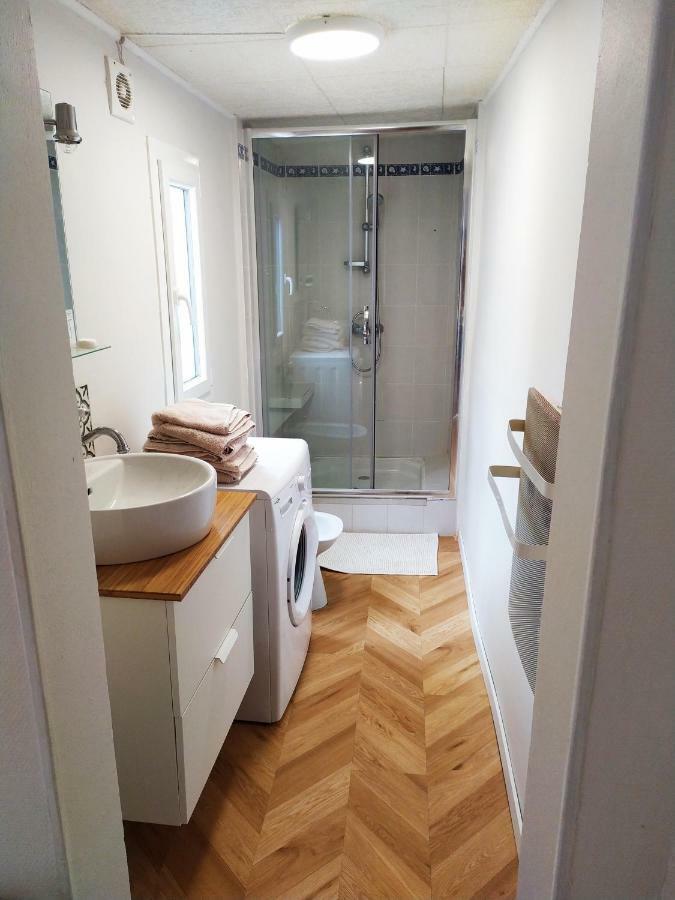 בזייה Appartement Place De La Mairie מראה חיצוני תמונה